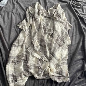 Free people open cardigan / shrug / poncho